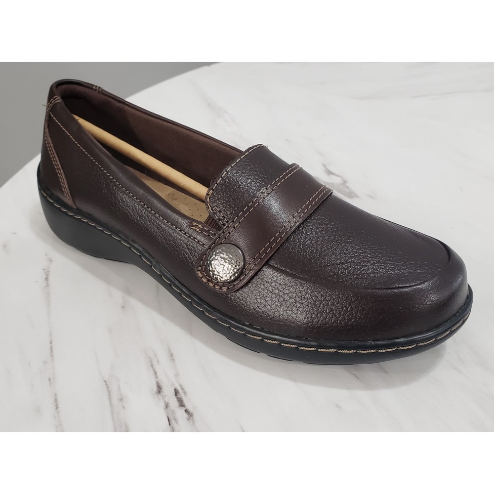 NEW NO BOX Clarks Cora Daisy‎ Loafers Women's Size 7 BROWN SLIP ON leather